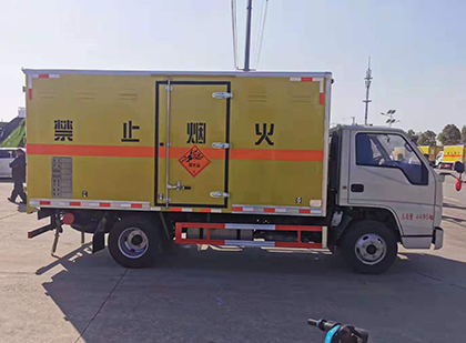 三穗爆破器材运输车技术升级与安全合规新趋势